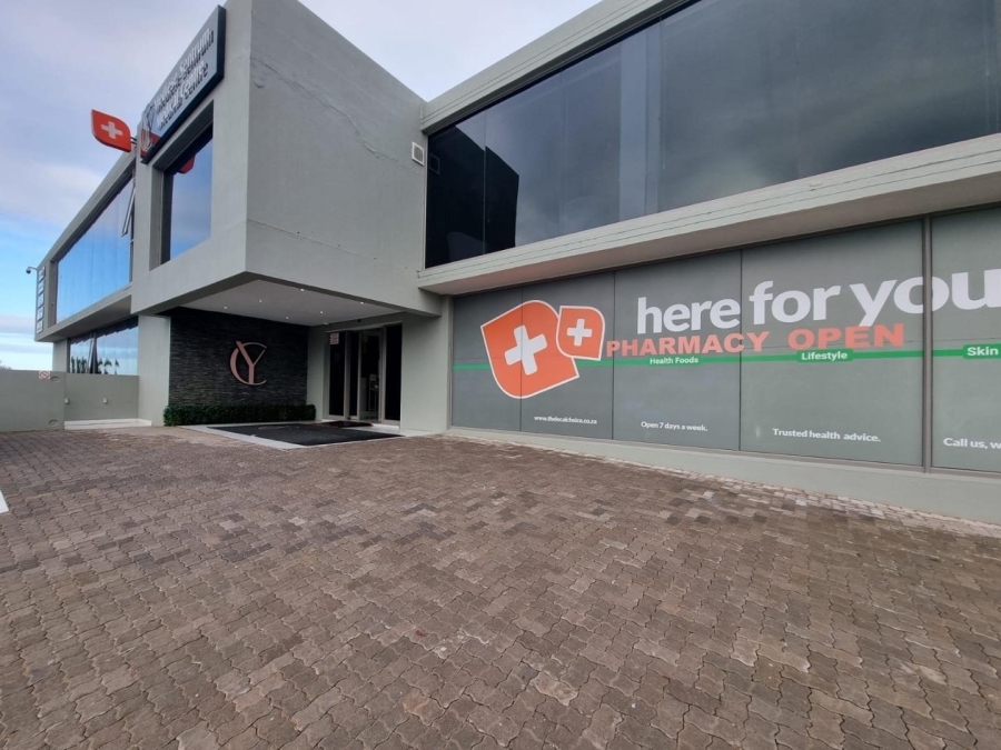To Let Commercial Property for Rent in Dana Bay Western Cape
